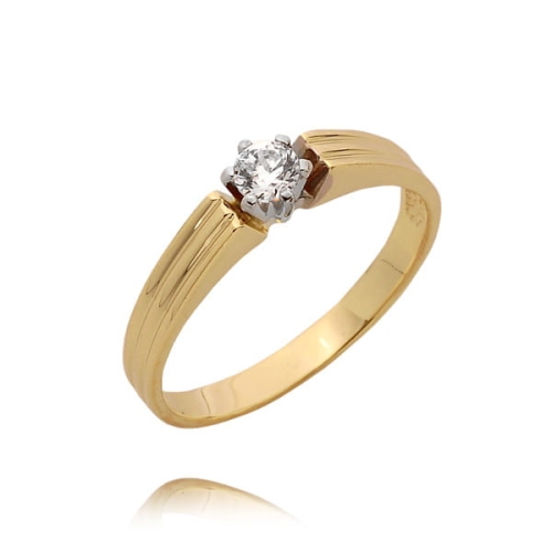 Pierścionek z brylantem 