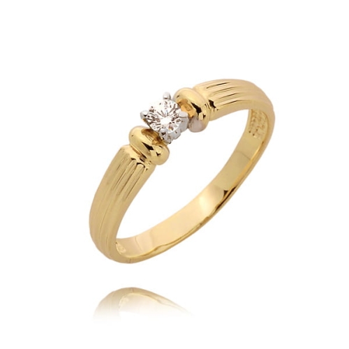 Pierścionek z brylantem