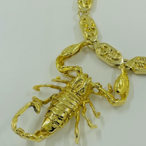 Wisiorek Skorpion